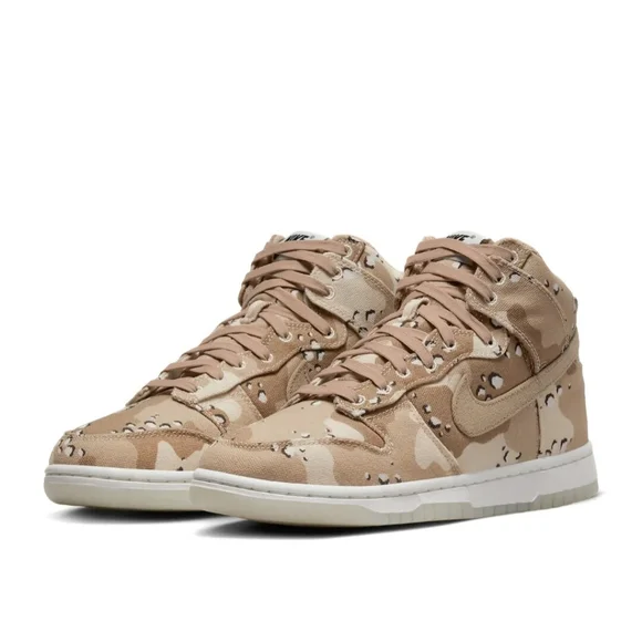 NIKE- Nike Dunk High- Women's size 7.5/Men's size 6 - Picture 2 of 4